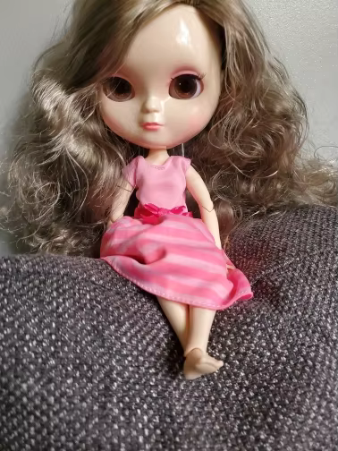 Neo Blythe Doll C-cup Joint Body with Natural Skin & Shiny Face & Light Brown Curly Hair
