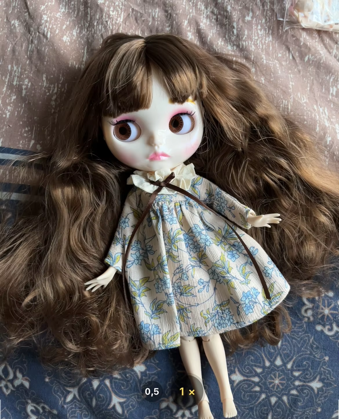 Blythe Doll - White Skin Matte Face & Dark Brown Wavy Hair & Pink Cheek Pink Lips