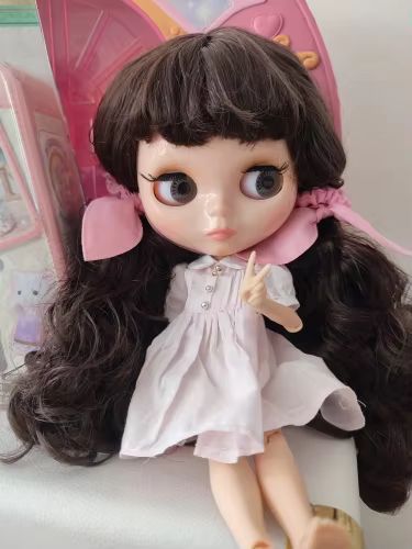 Nude Blythe Doll with Natural Skin Glossy Face & Long Chocolate Curly Hair