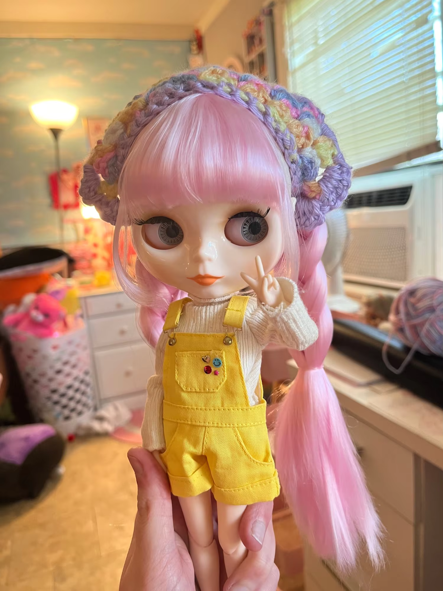 Nude Blythe Doll with White Shiny Face & Jointed Body & Light Pink Hair