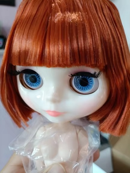 Neo Blythe Doll with White Skin & Shiny Face & Short Bob Red Hair & Jointed Body