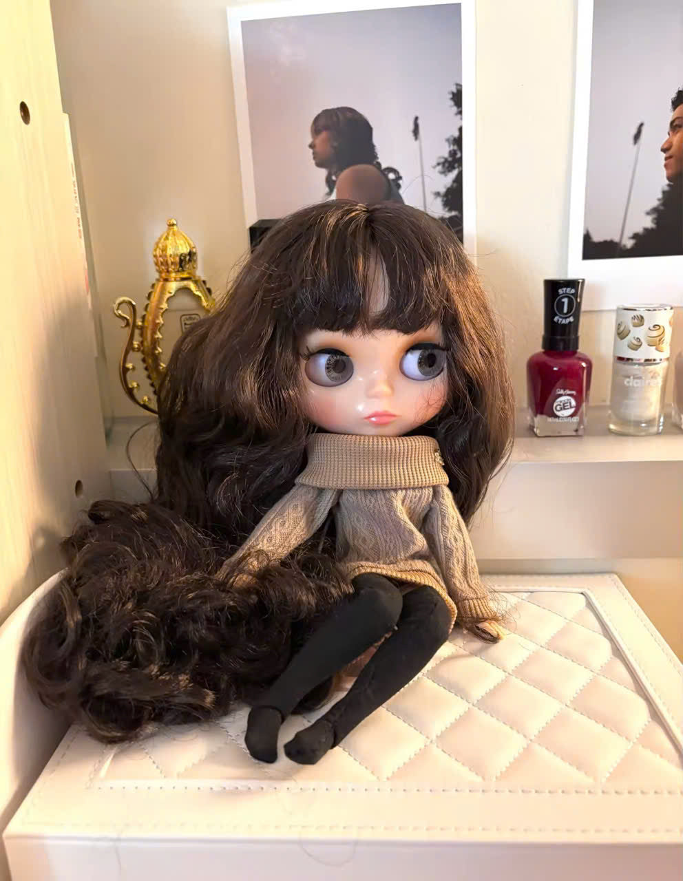 Nude Blythe Doll with Natural Skin Glossy Face & Long Chocolate Curly Hair