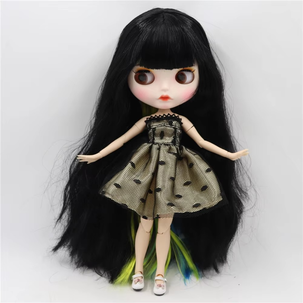 Blythe Nude Doll with White Skin, Matte Face, Carved Lips, Black Hair mixed Color