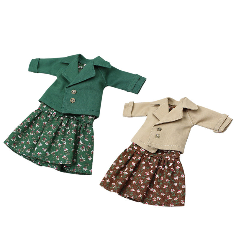 Neo Blythe doll outfit set featuring a green jacket and two stylish dresses in floral patterns.