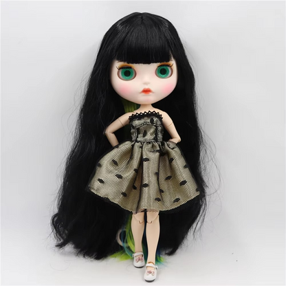 Blythe Nude Doll with White Skin, Matte Face, Carved Lips, Black Hair mixed Color