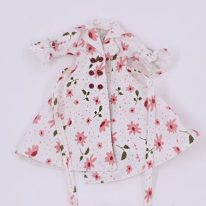 Neo Blythe doll outfit featuring a stylish flower dress with pink floral patterns, perfect for 1/6 BJD dolls.