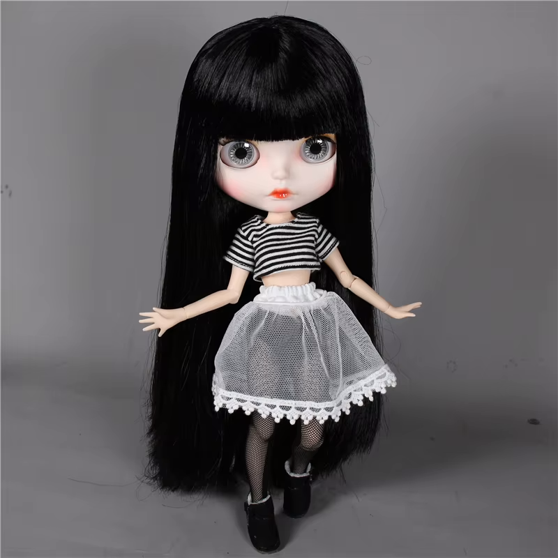 Tania – Premium Custom Neo Blythe Doll with Black Hair, White Skin & Matte Pouty Face
