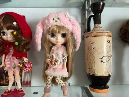 Blythe Doll with Blond Hair, White Skin, Matte Face, Joint Body