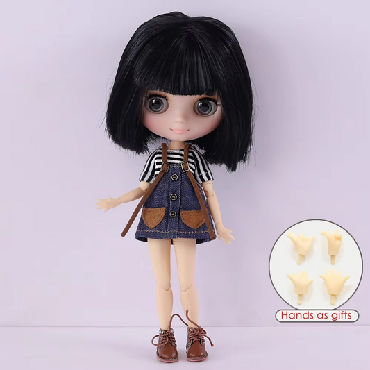 Middie Blythe Doll with Short Black Hair in Denim Dress, Includes Extra Hands as Gifts