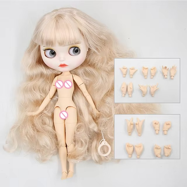 Linda - Neo Blythe Doll with Blonde Gold Hair, White Skin, Matte Cute Face & Custom Jointed