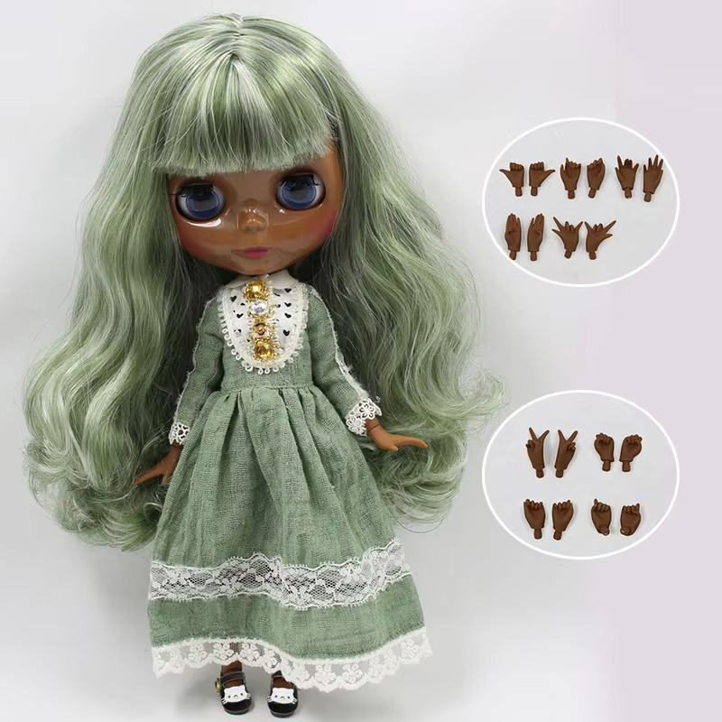 Neo Blythe Doll Super Black Skin Shiny Face & Jointed Body & Green Curly Hair