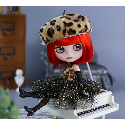 Neo Blythe Doll - White Skin Matte Face, Short Red Hair, Jointed Body