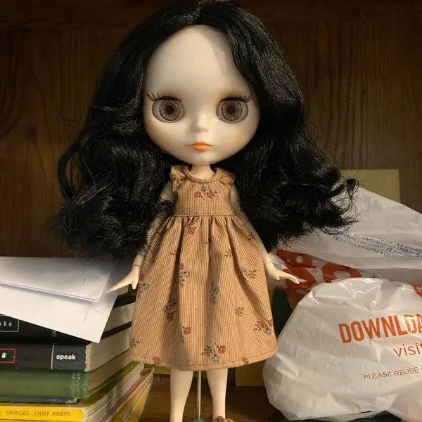 Blythe Nude Doll, Long Curly Black Hair no Bangs, White Skin Shiny Face