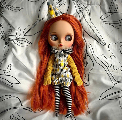 Neo Blythe Doll – Tan Skin, Red Hair, Pouting Lips – OOAK Collectible